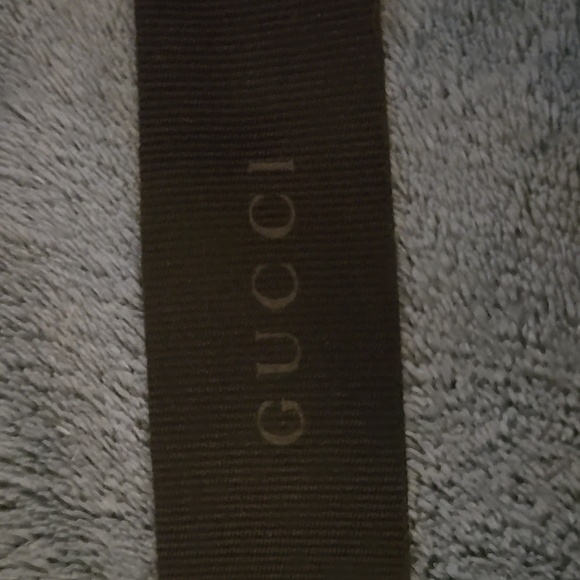 Gucci Authentic Ribbon - Picture 2 of 4